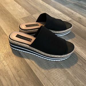 Steve Madden high sandals